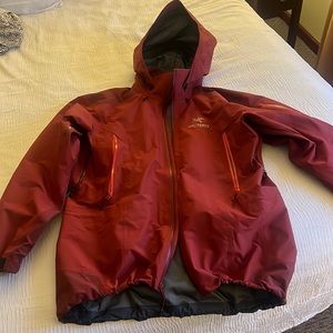 Arc’teryx Theta AR Jacket, Men’s Large.